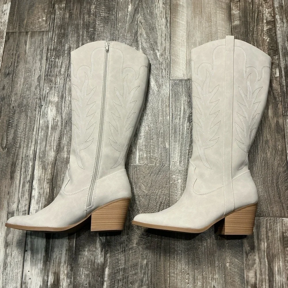 LC Lauren Conrad Women’s Knee-High Western Boot - Cream Size 9.5